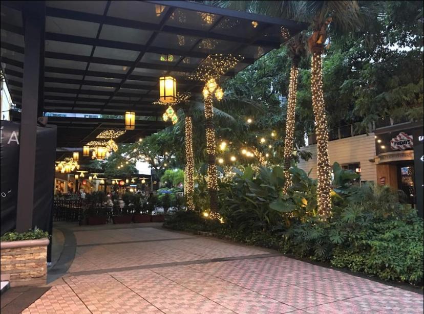 Classy 2Br Suite At Eastwood City With Pool And City Skyline View Manila Bagian luar foto