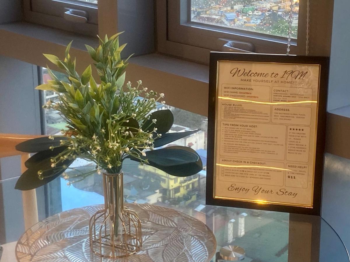 Classy 2Br Suite At Eastwood City With Pool And City Skyline View Manila Bagian luar foto
